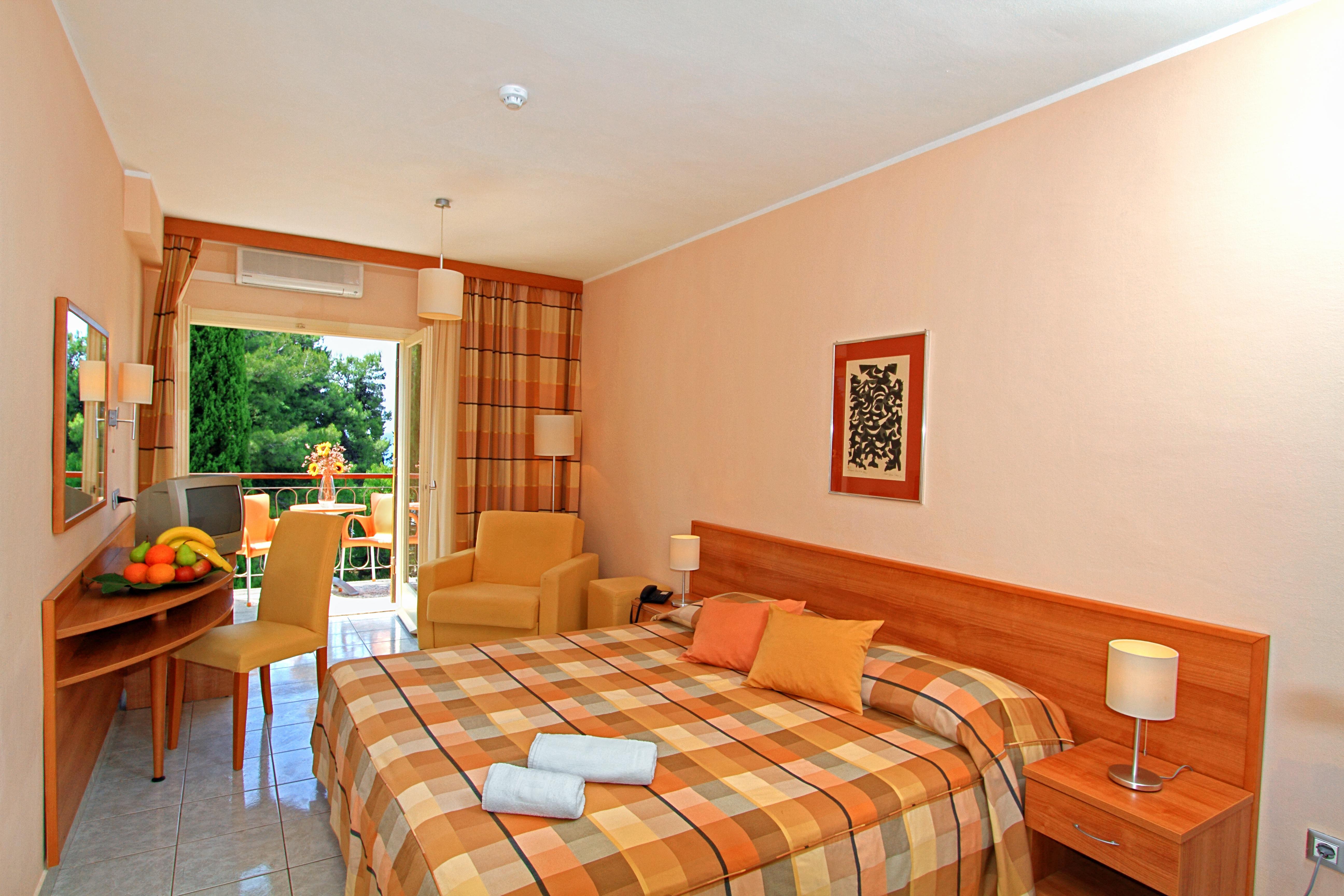 Отель Aminess Vival Casa Velaris Супетар Экстерьер фото