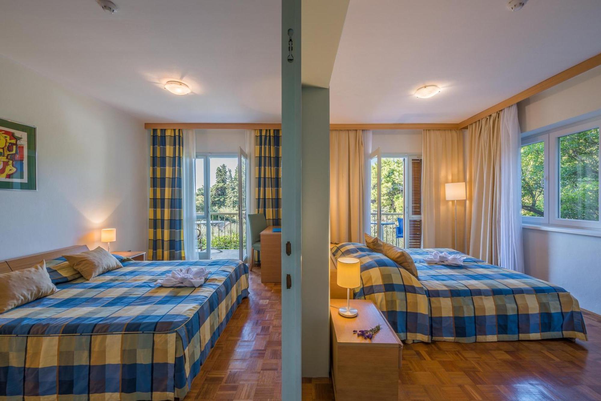 Отель Aminess Vival Casa Velaris Супетар Экстерьер фото