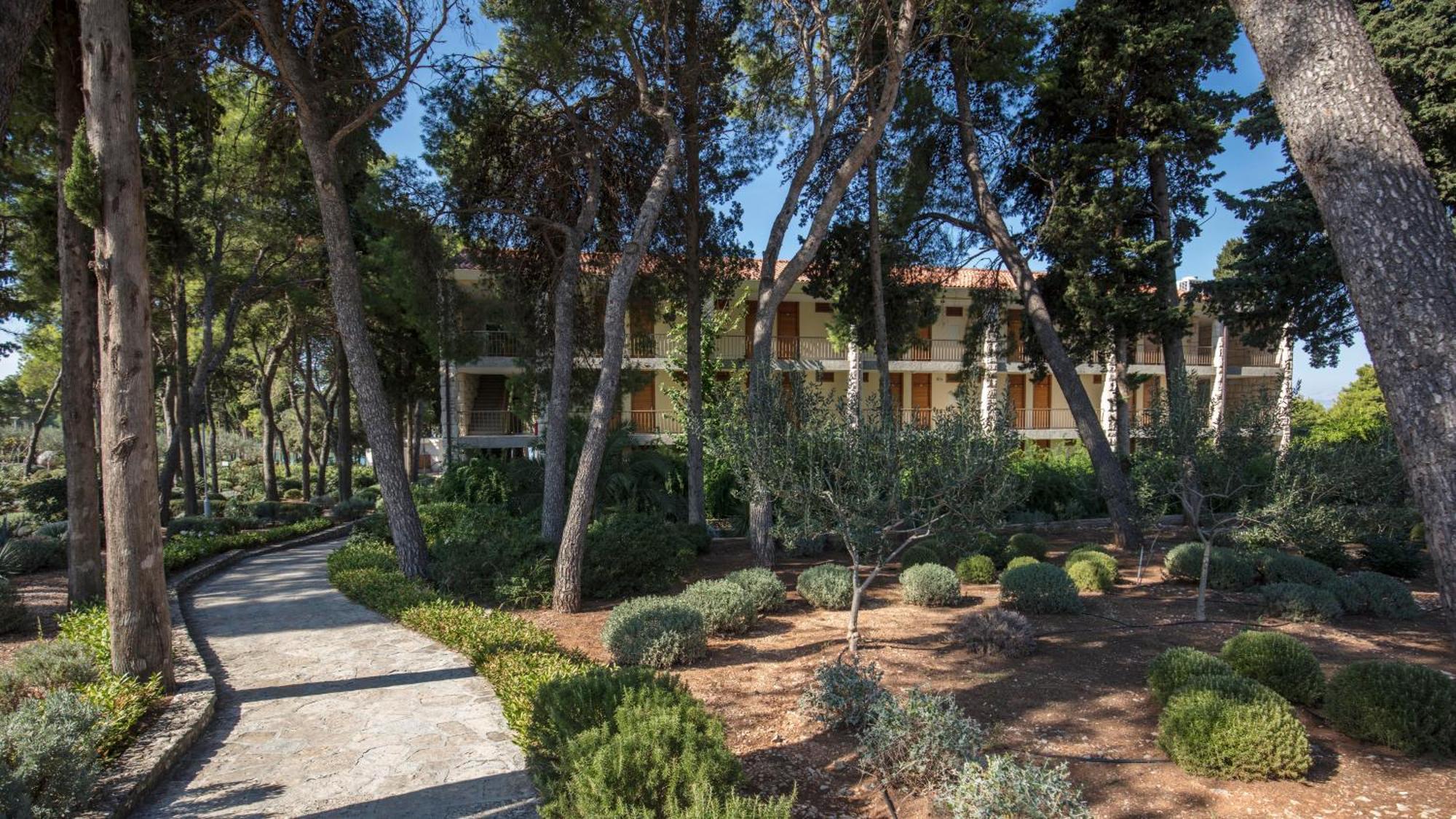 Отель Aminess Vival Casa Velaris Супетар Экстерьер фото