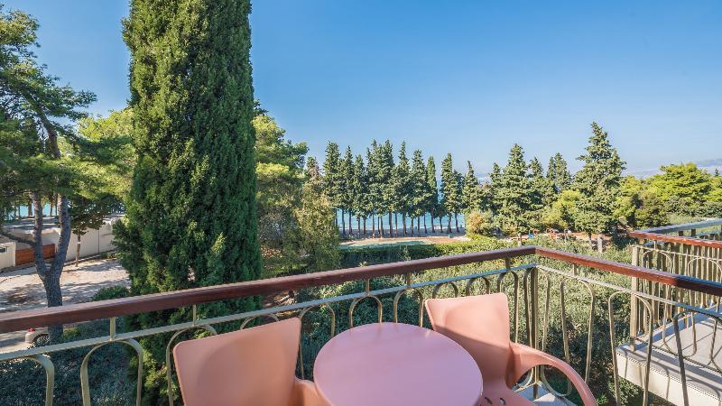 Отель Aminess Vival Casa Velaris Супетар Экстерьер фото